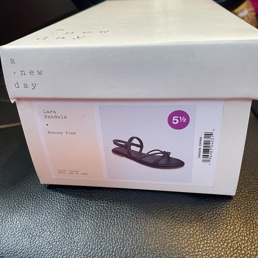 A New Day Lara Sandals NIB - Picture 6 of 10